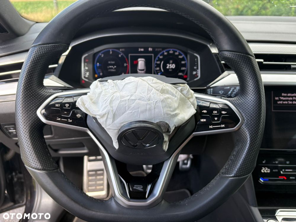 Volkswagen Arteon 2.0 TDI SCR DSG R-Line - 8