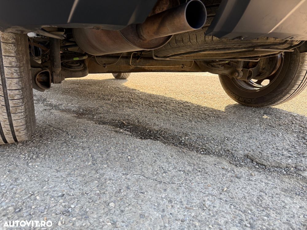 Dacia Duster 1.5 dCi 4x2 Ambiance - 16