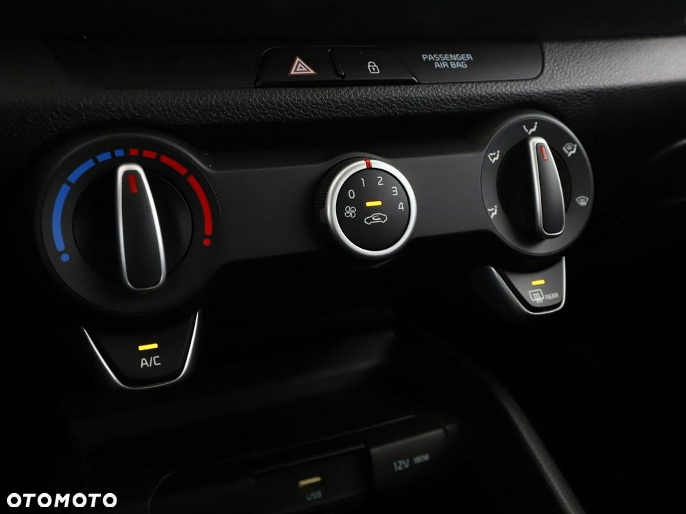 Kia Stonic 1.2 M - 26