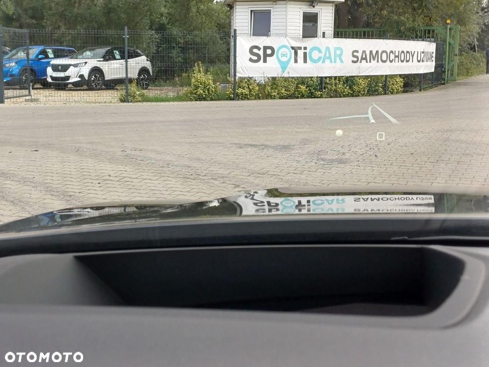 Citroën C5X 1.2 PureTech Plus EAT8 - 21