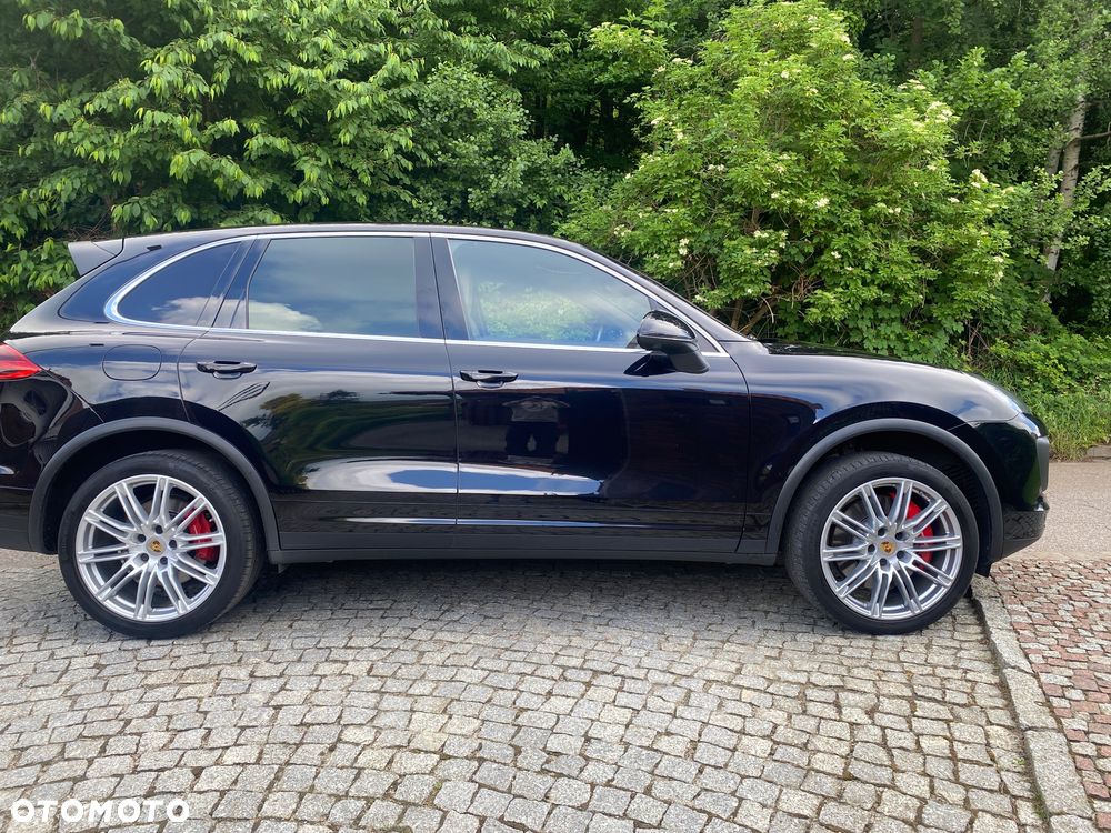Porsche Cayenne Turbo - 7