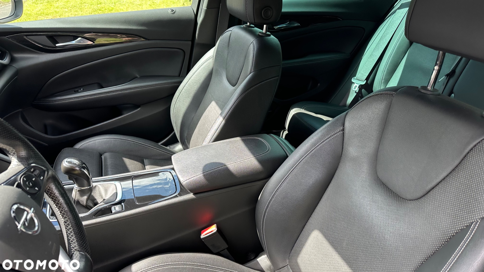 Opel Insignia 2.0 CDTI Exclusive S&S - 12