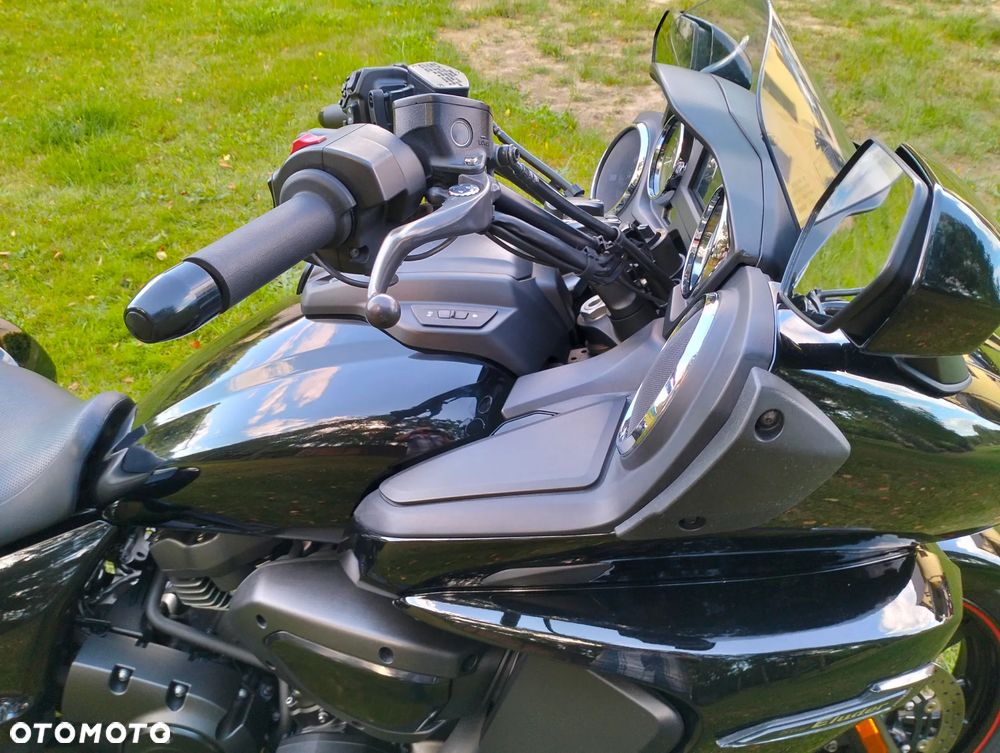Yamaha XV - 24