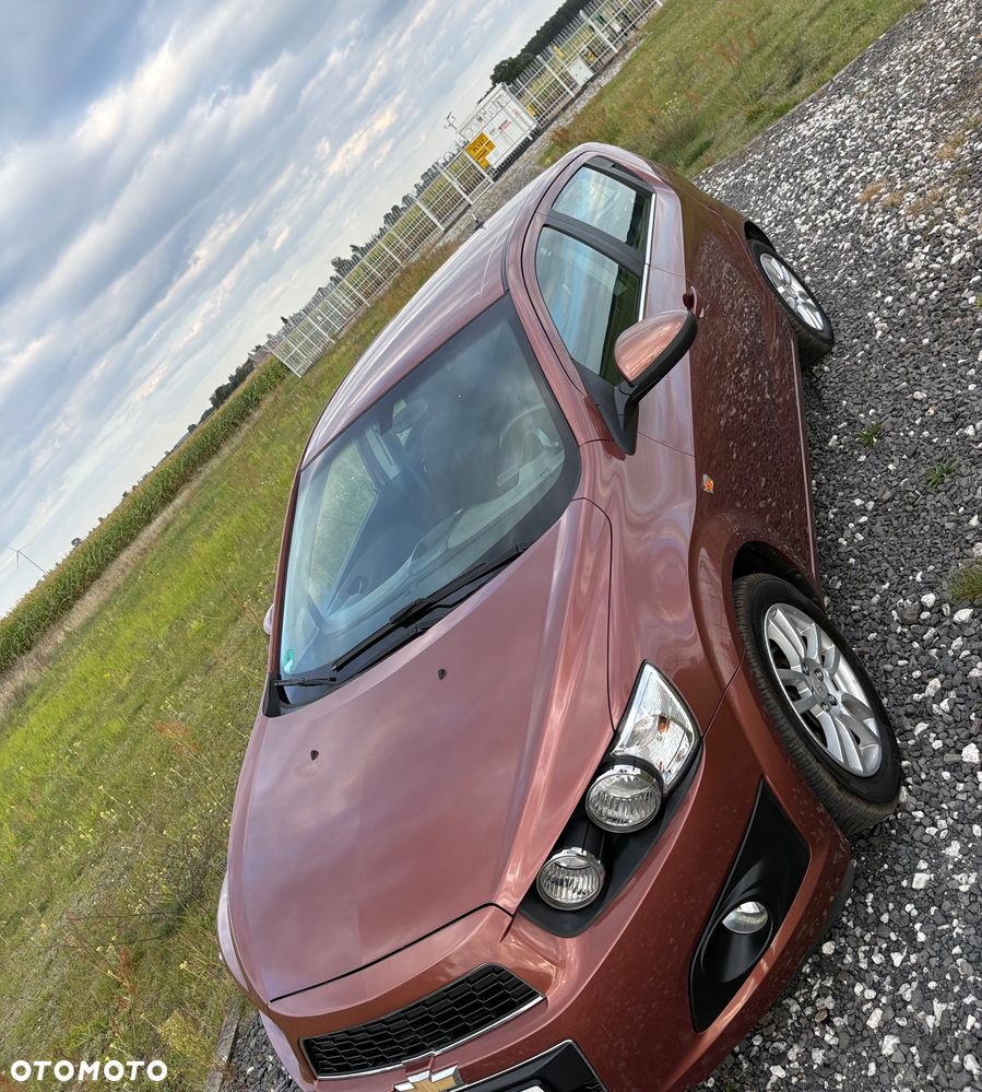 Chevrolet Aveo 1.6 LTZ - 29