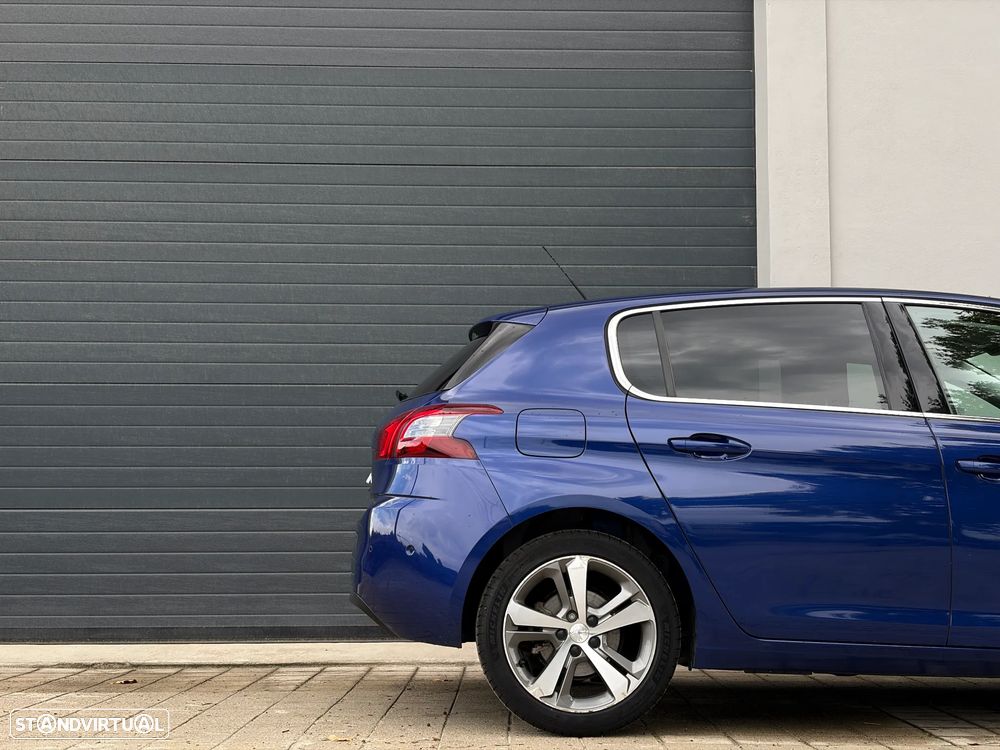 Peugeot 308 PureTech 130 GPF EAT8 Stop & Start Tech Edition - 10