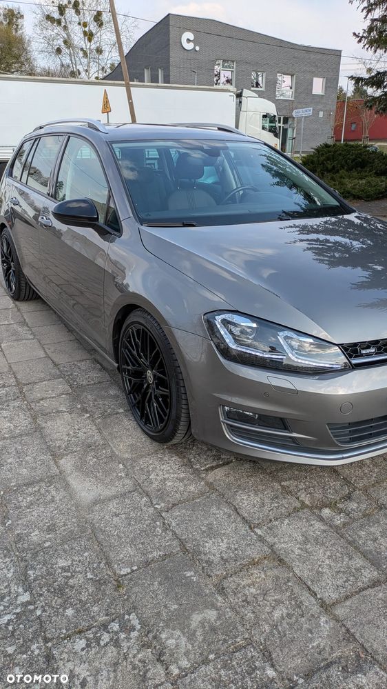 Volkswagen Golf 2.0 TDI BlueMotion Technology DSG Allstar - 11