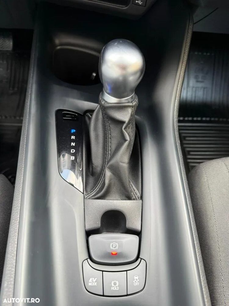 Toyota C-HR 1.8 HSD 122 CP 4x2 CVT Core - 19