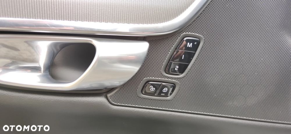 Volvo V90 D5 AWD Inscription - 24