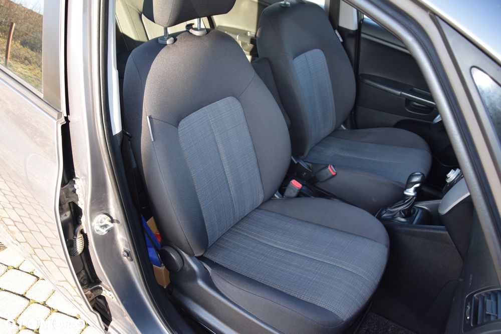 Kia Venga 1.6 CVVT Edition 7 - 13