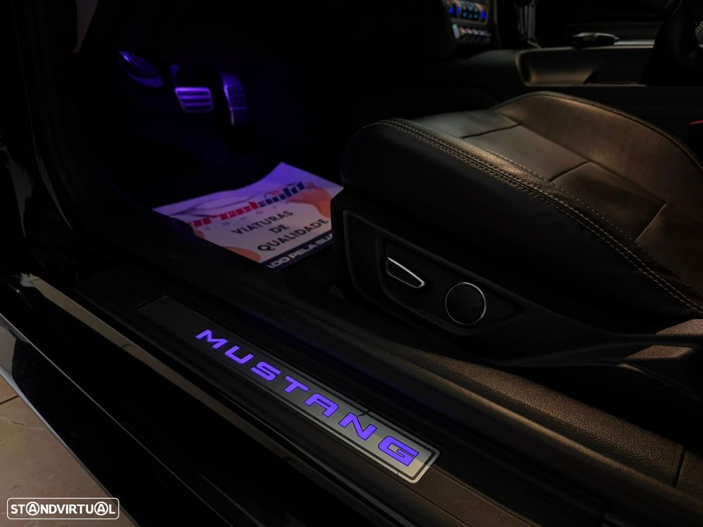 Ford Mustang 2.3i EcoBoost Aut. - 33