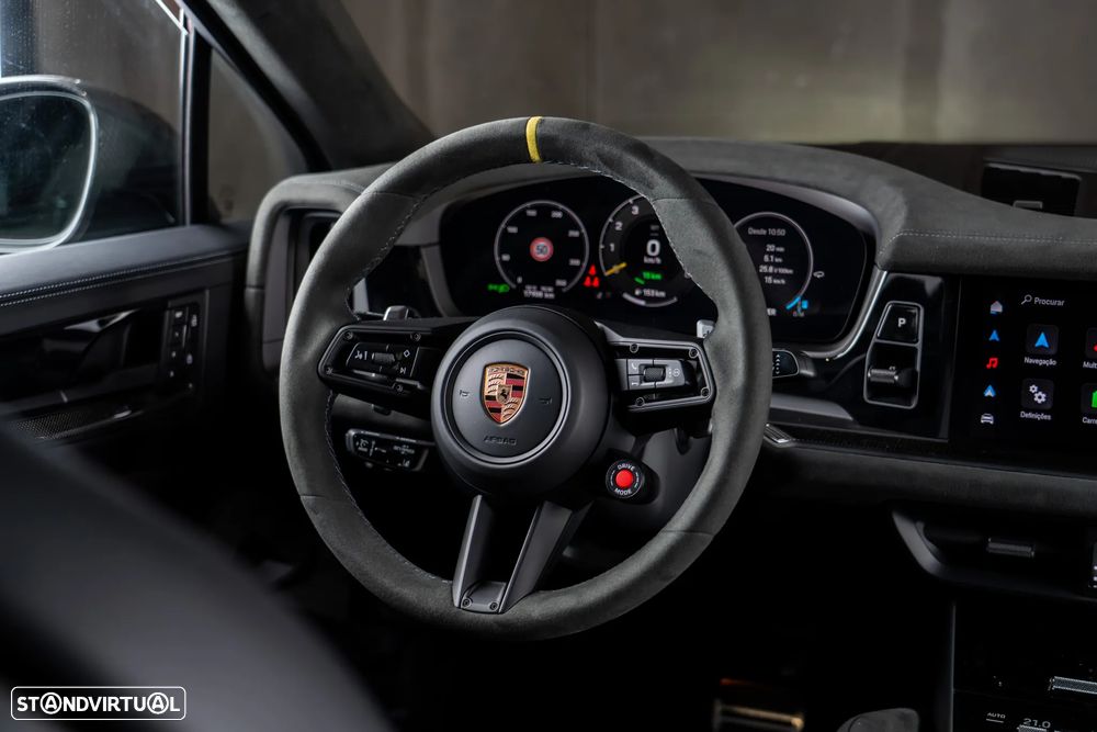 Porsche Cayenne Coupé Turbo E-Hybrid Pacote GT - 12