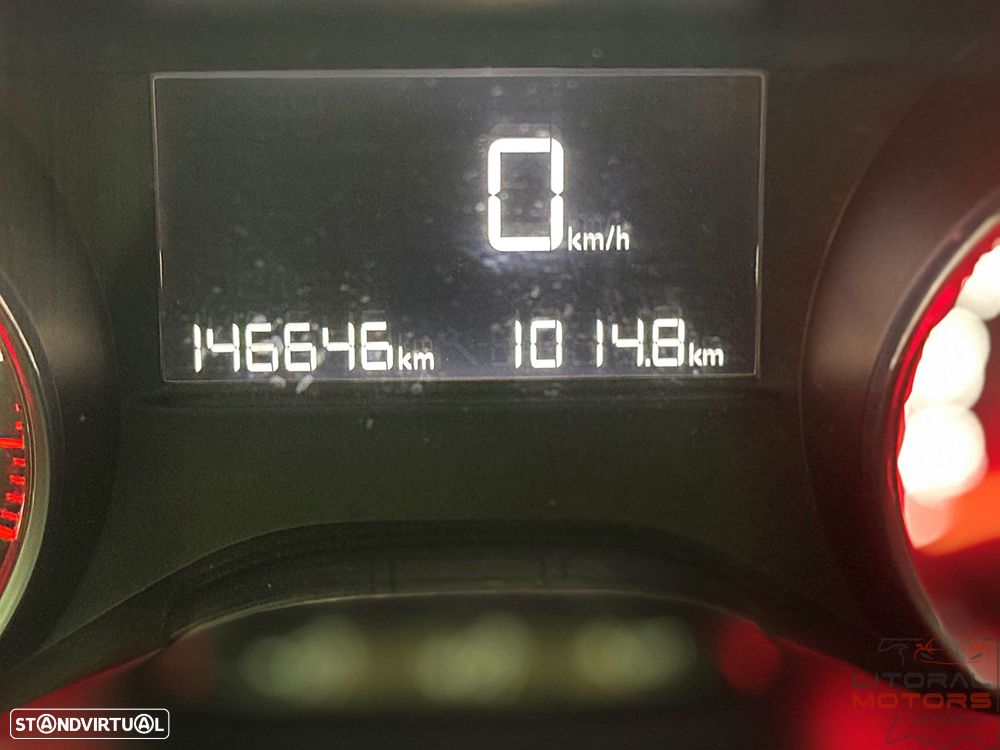 Peugeot 208 1.2 PureTech Style - 26