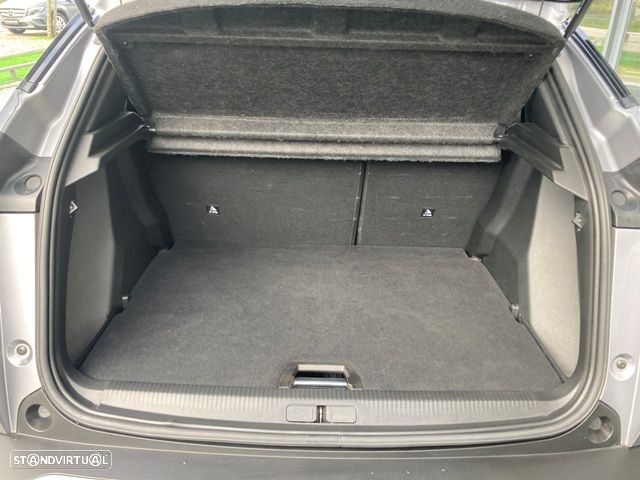 Peugeot e-2008 50 kWh Allure Pack - 34