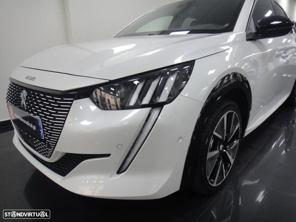 Peugeot e-208 50 kWh GT Pack - 3