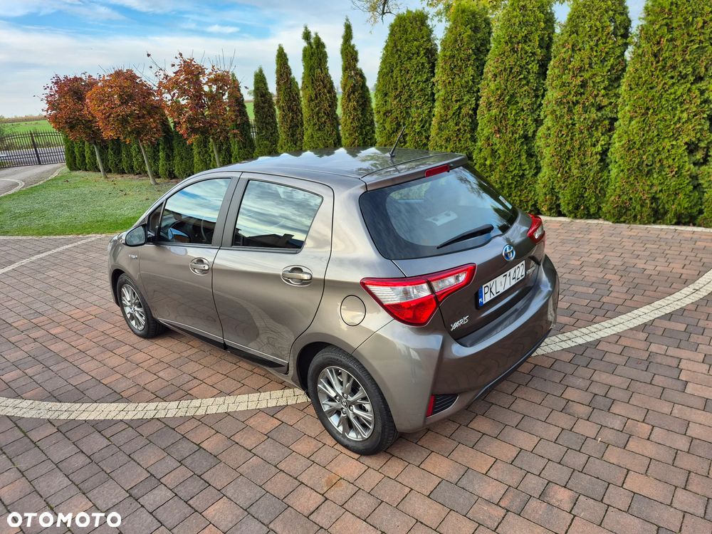 Toyota Yaris - 11