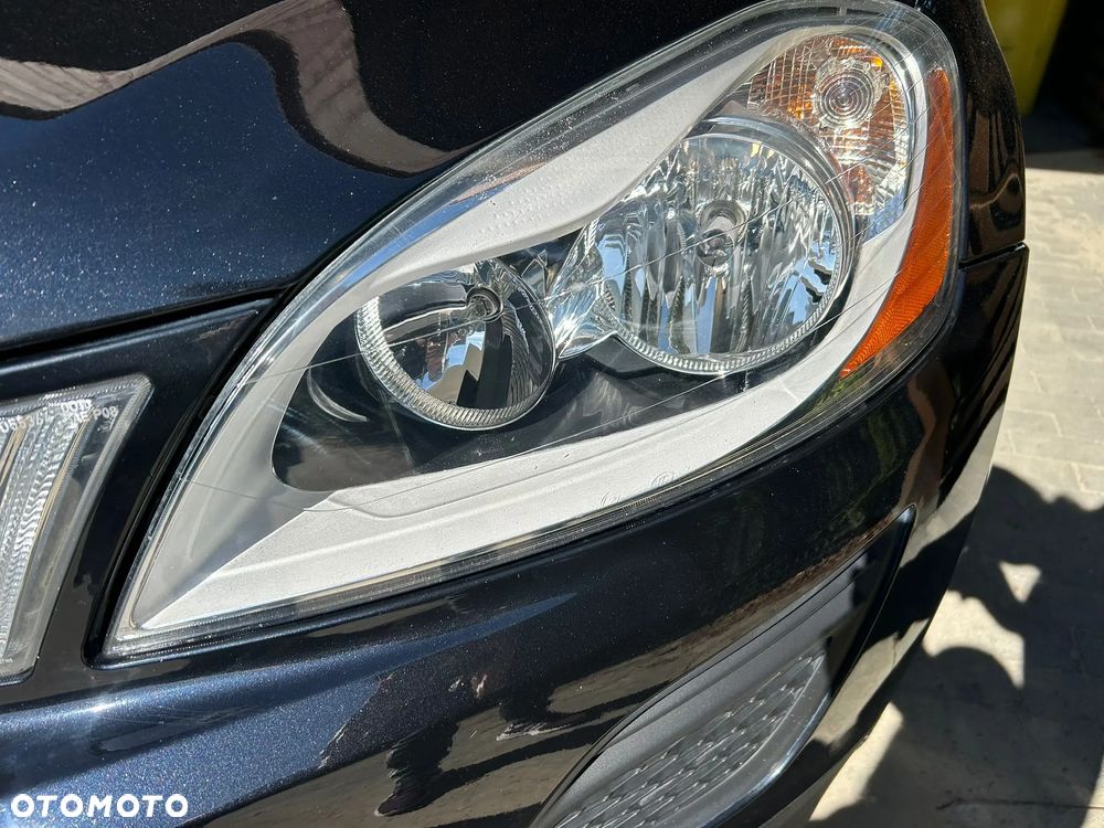 Volvo XC 60 D4 Momentum - 3