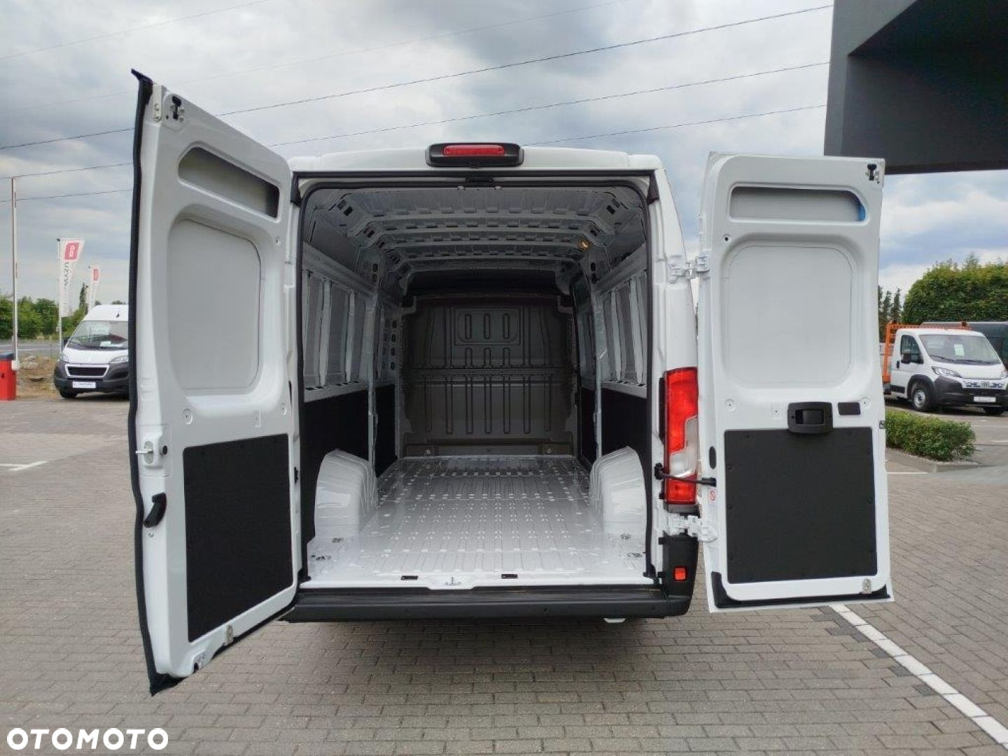 Opel MOVANO - 11