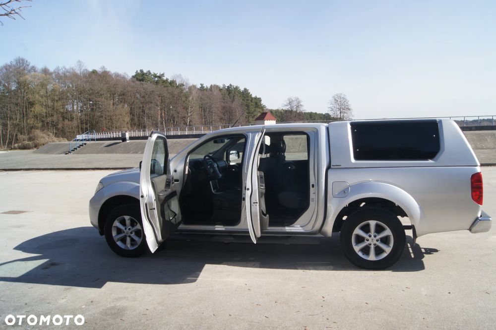 Nissan Navara 2.5 D LE Long - 10