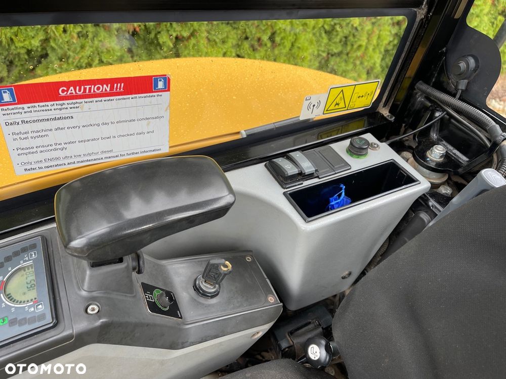 Caterpillar 302.7D CR - 38