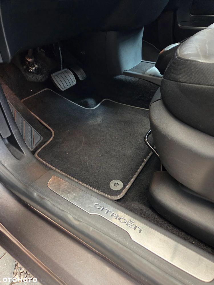 Citroën C4 Grand Picasso 1.6 THP Shine S&S EAT6 - 25