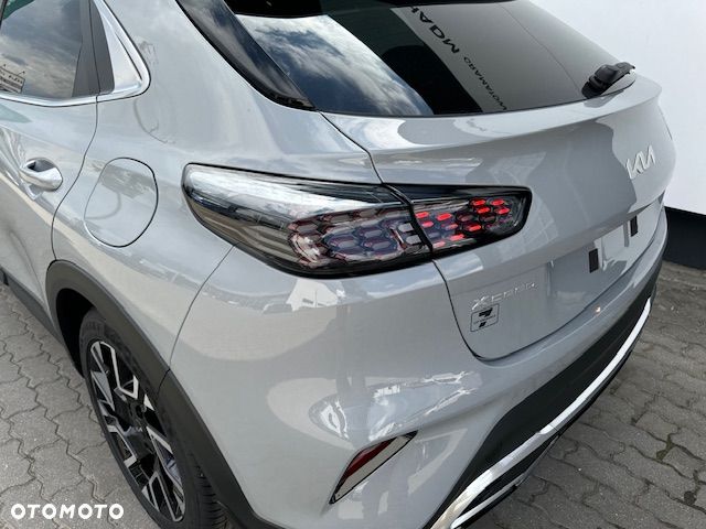 Kia XCeed 1.6 T-GDI Tribute DCT - 6