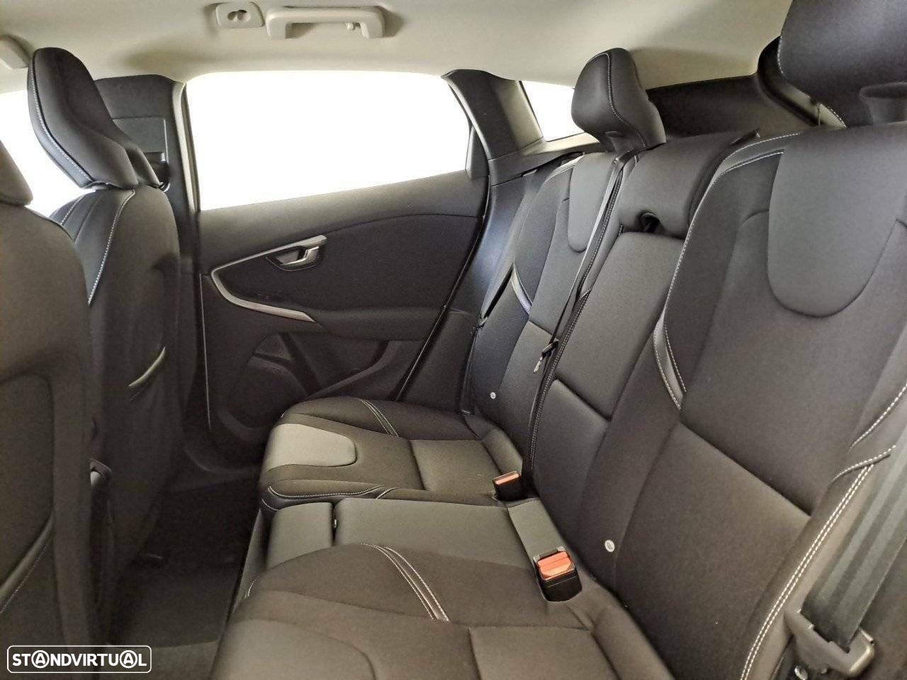 Volvo V40 1.5 T3 Sport Edition Geartronic - 10