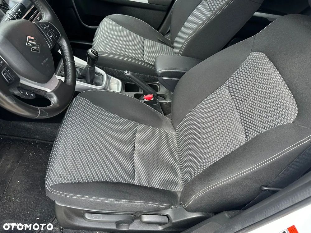 Suzuki Vitara 1.6 (4x2) Comfort+ - 11