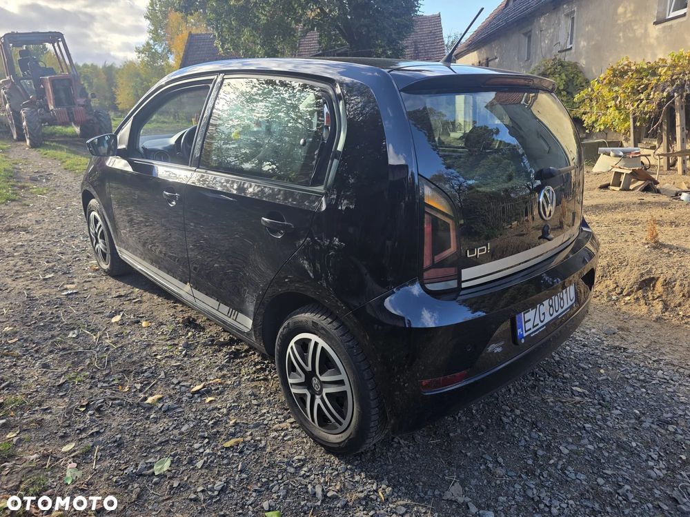 Volkswagen up! - 15