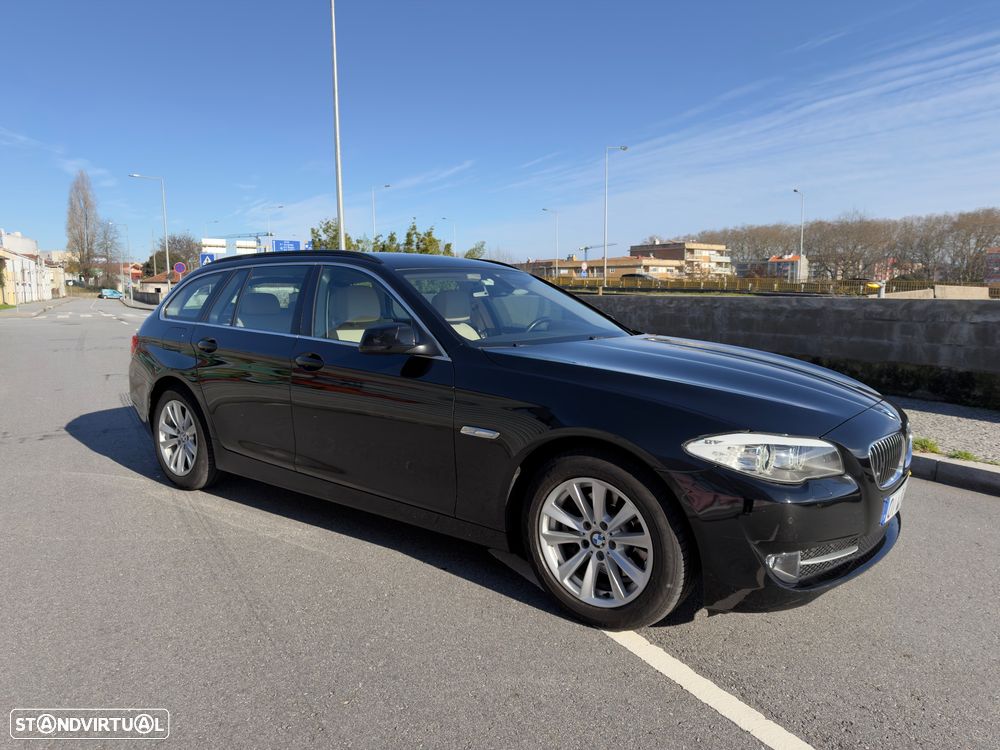 BMW 520 d Exclusive Auto 129g - 2