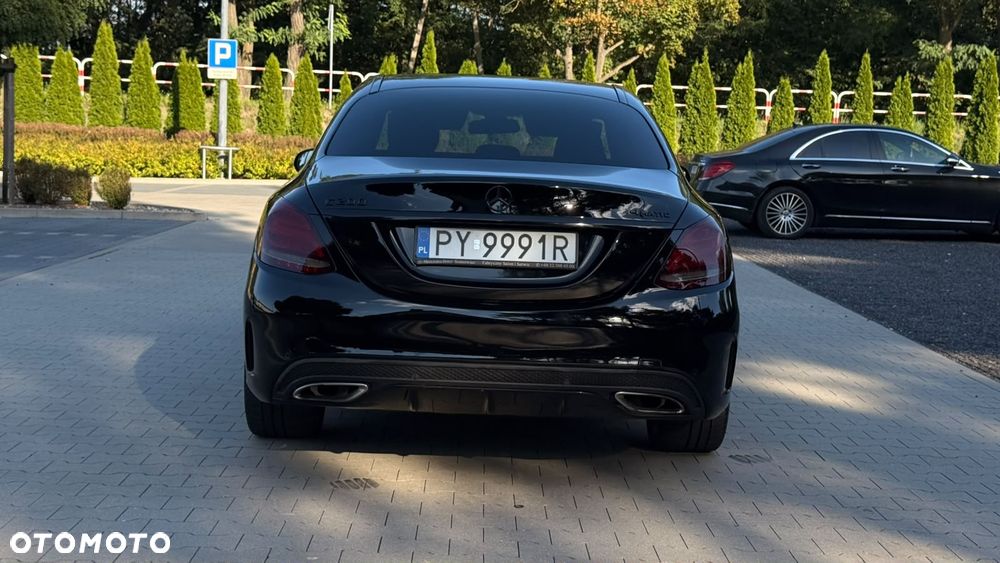Mercedes-Benz Klasa C 200 4-Matic 9G-TRONIC - 25