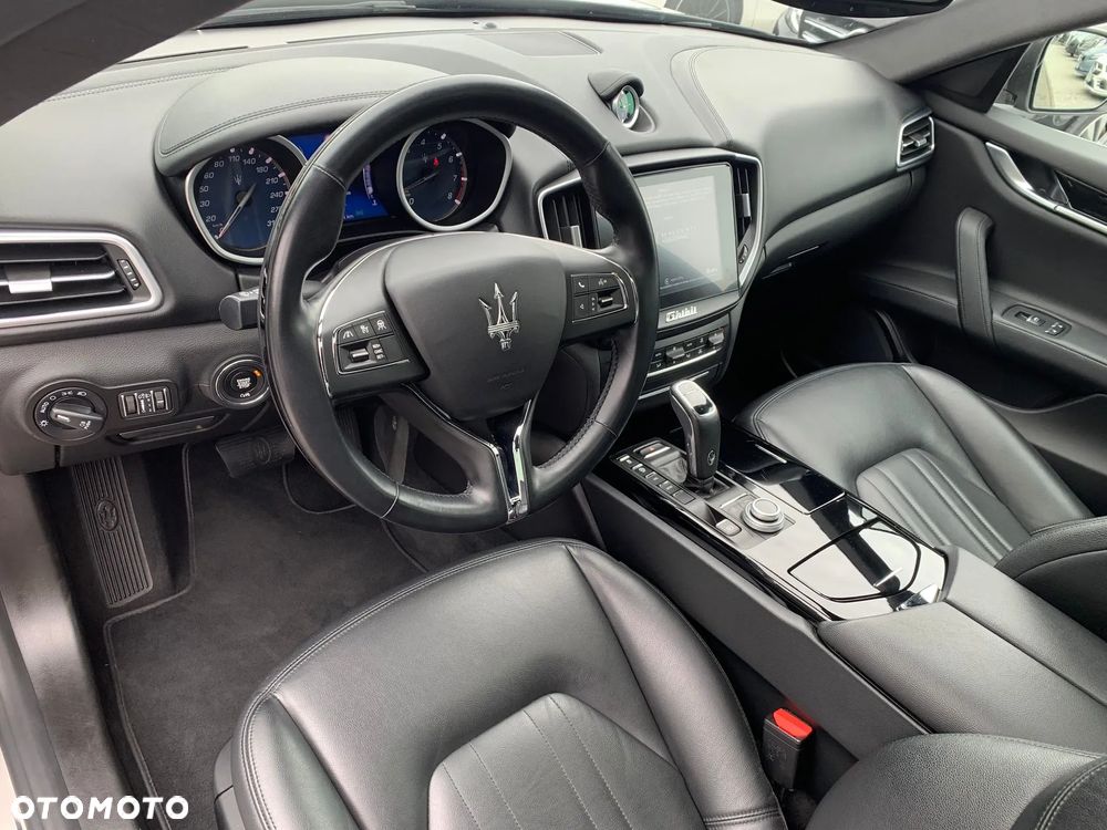 Maserati Ghibli S Q4 GranLusso - 8