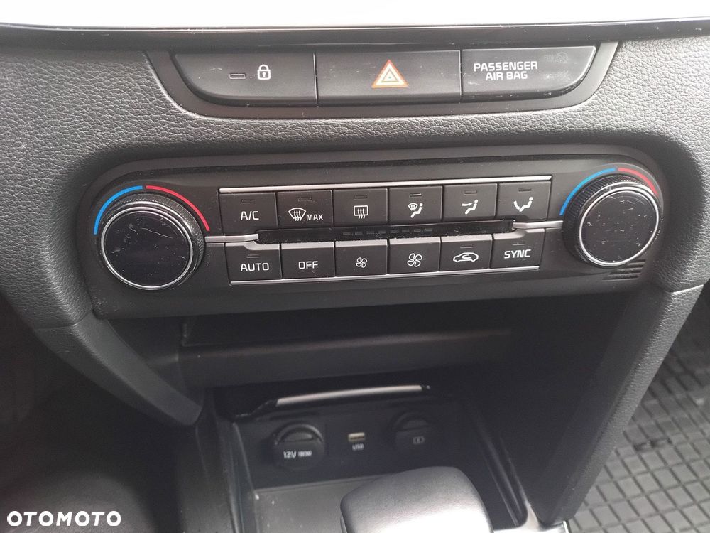 Kia XCeed 1.6 T-GDI L DCT - 24