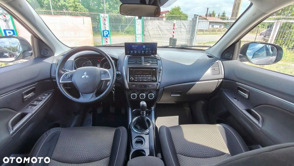 Mitsubishi ASX - 5