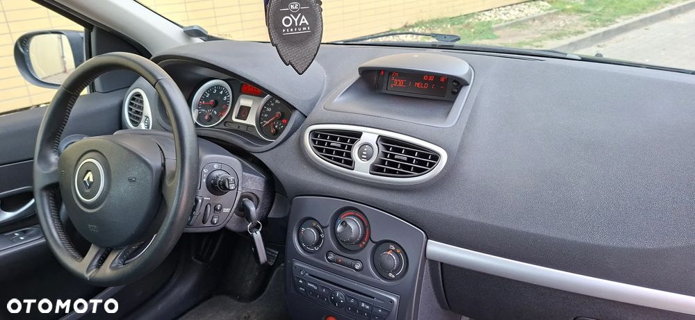 Renault Clio TCe 100 Dynamique - 22