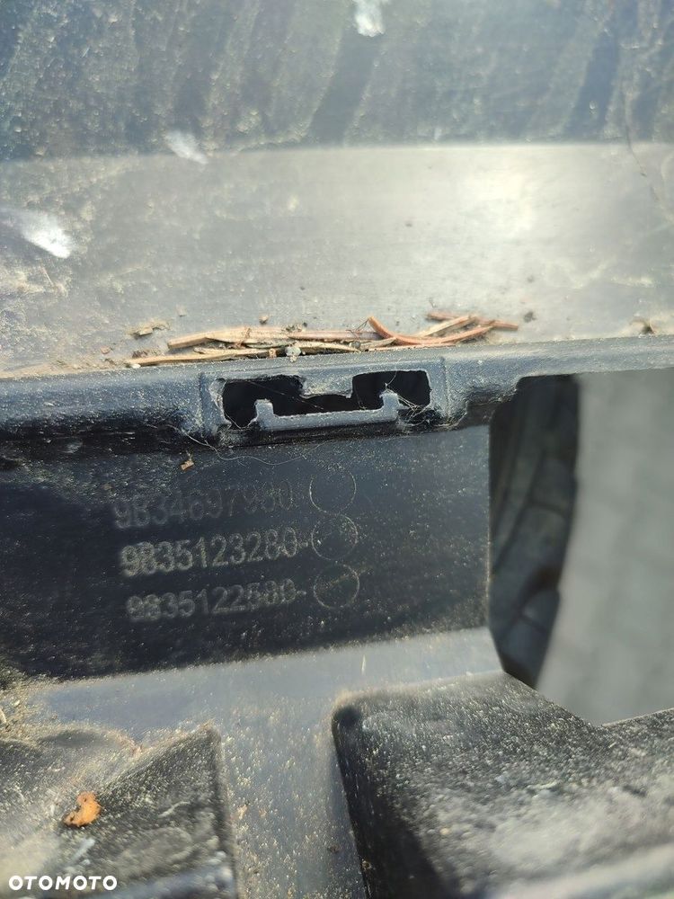 Zderzak tył 9834697980 Citroen C4 III 20- - 6