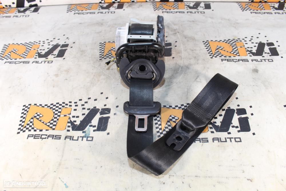 Cinto Frontal Direito Seat Leon (5F1)  5F4857706a / Direito / Passagei - 1