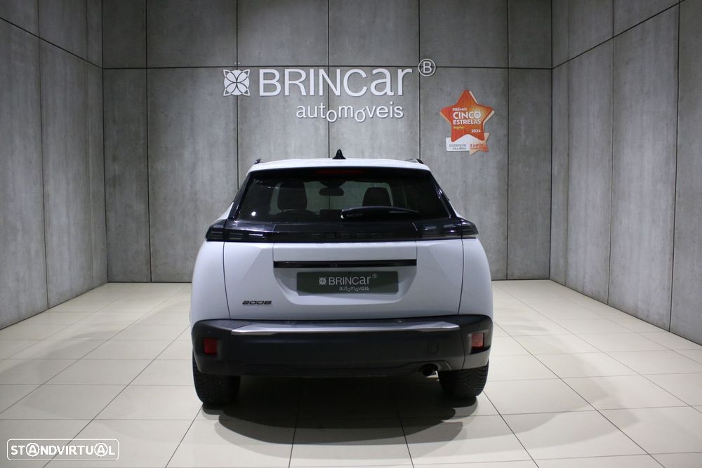 Peugeot 2008 1.2 PureTech Allure - 12