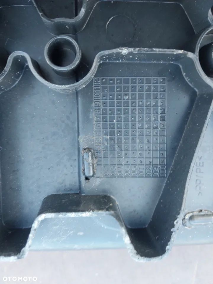 Schodek lewy przód vw t6 z lampką - 4