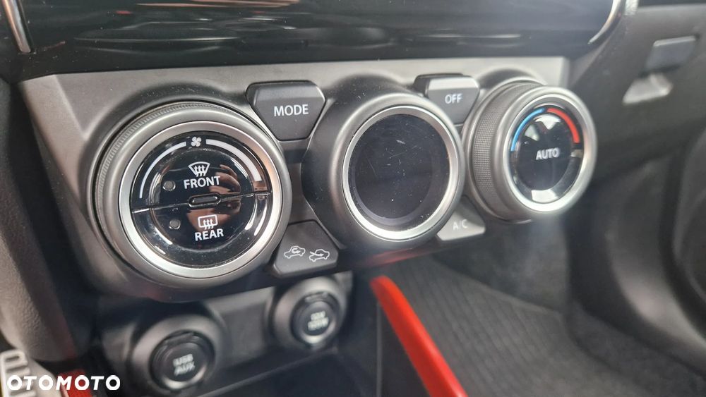 Suzuki Swift Sport 1.4 Boosterjet Hybrid - 18