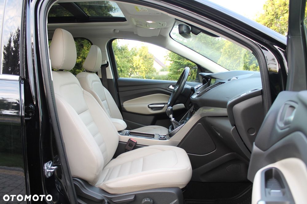 Ford Kuga 2.0 TDCi 4x4 Titanium - 20