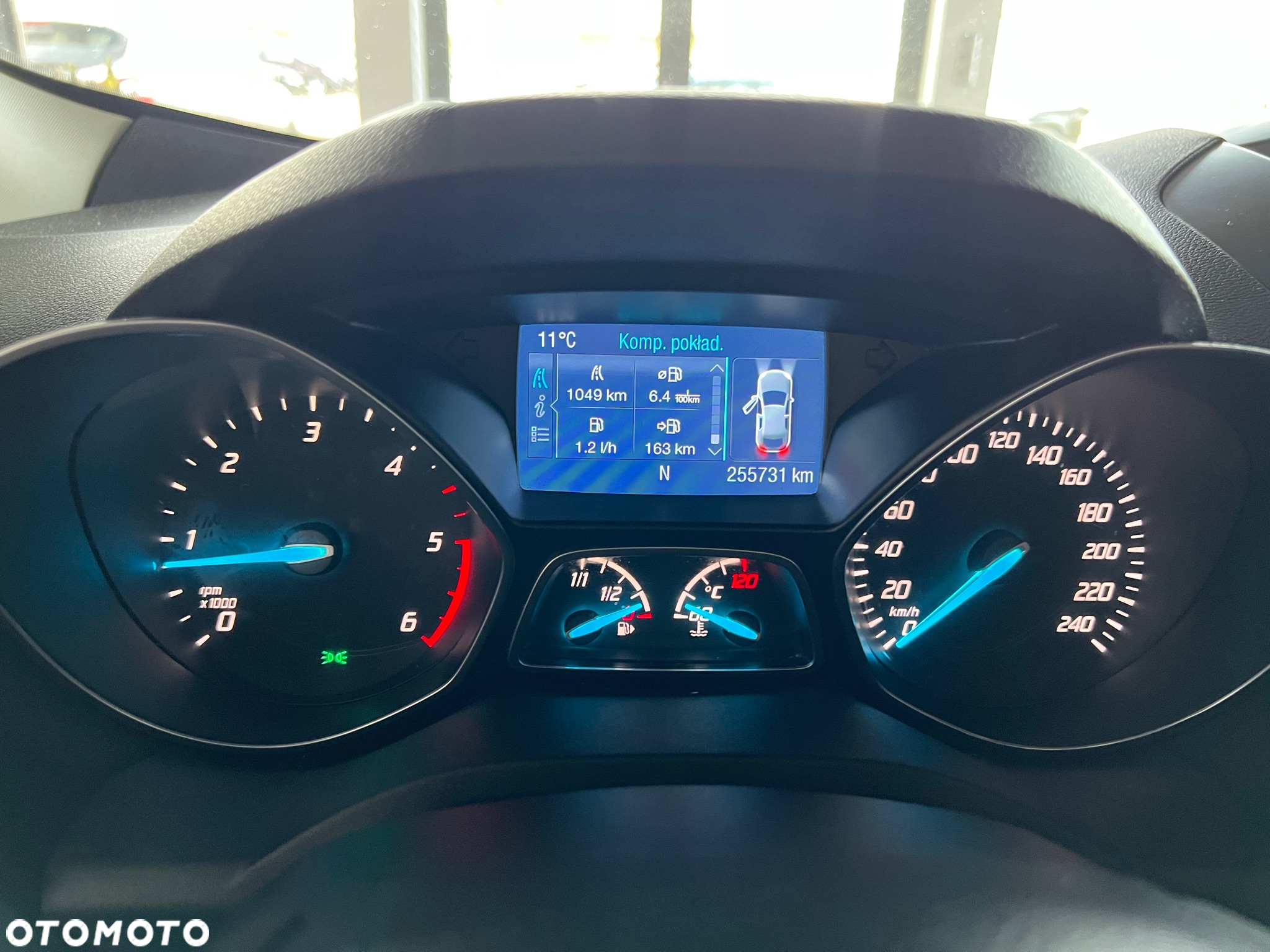 Ford Kuga - 17