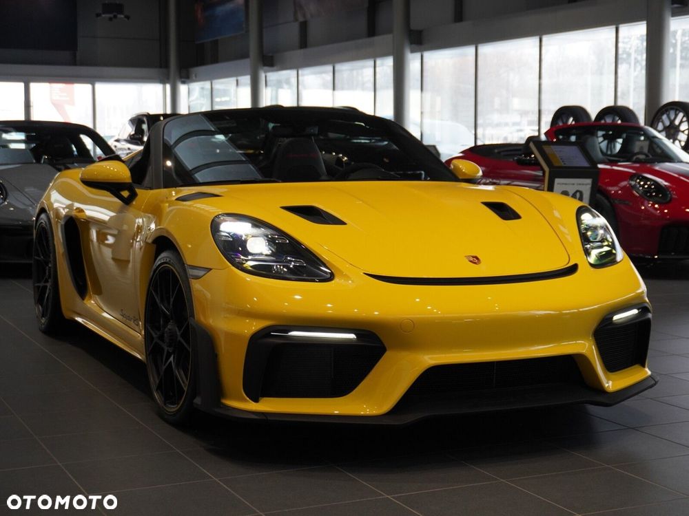 Porsche 718 Spyder - 3