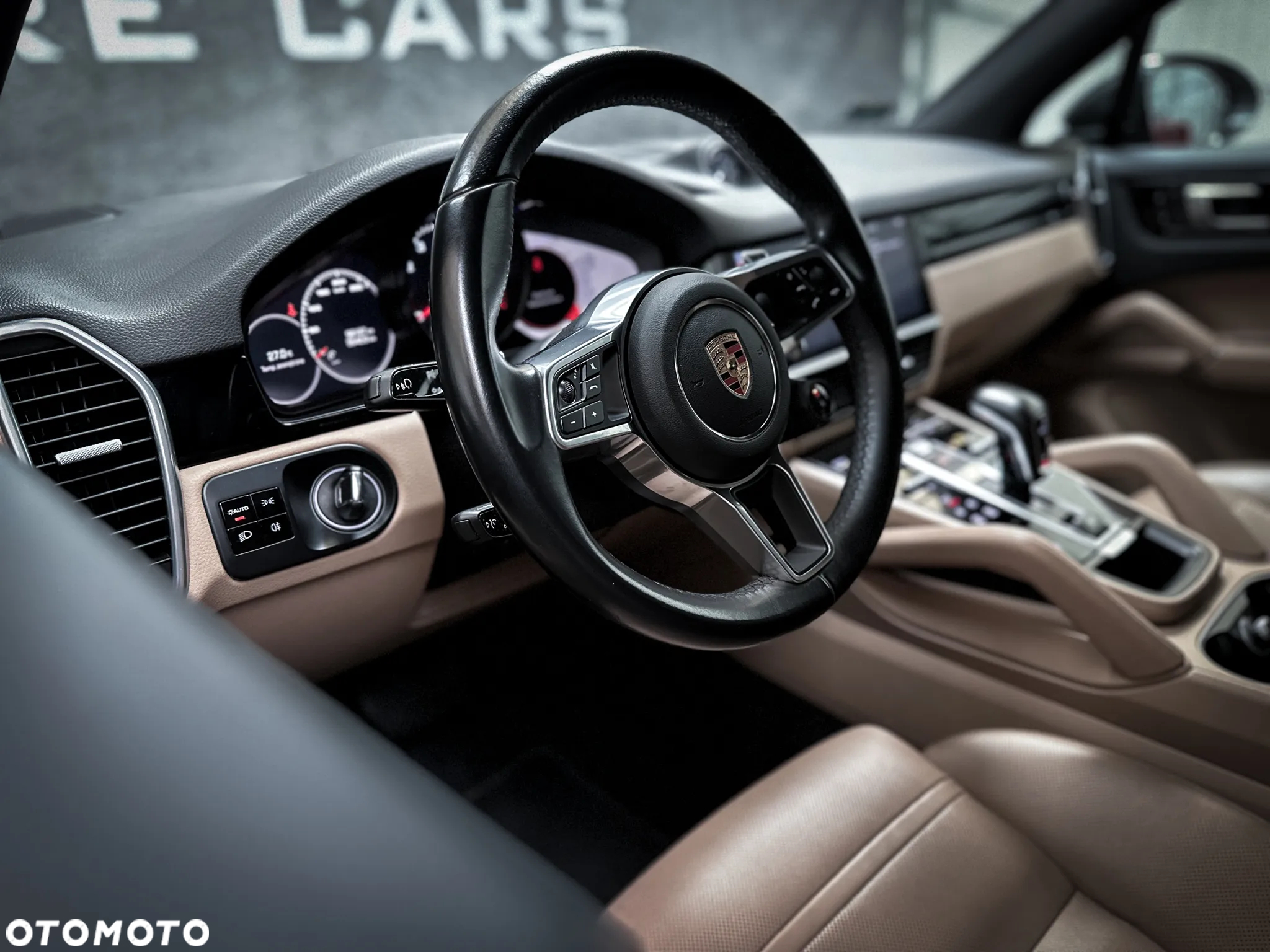 Porsche Cayenne Standard - 20