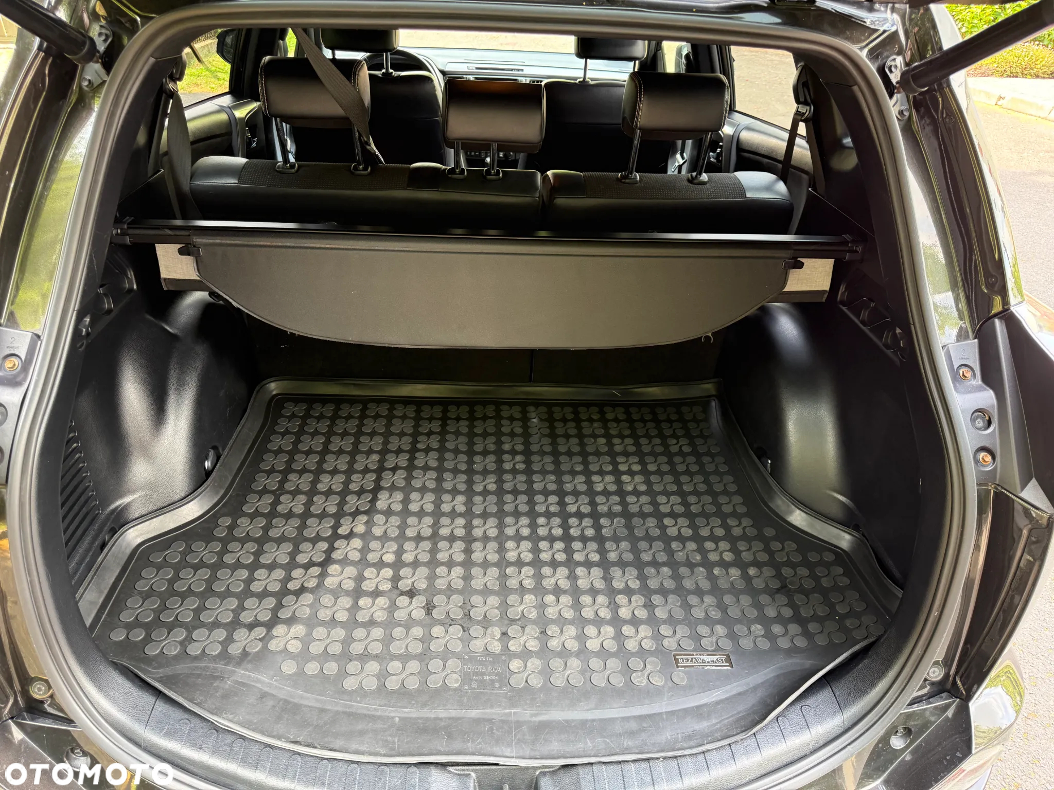 Toyota RAV4 2.0 Premium 4x4 MS - 25