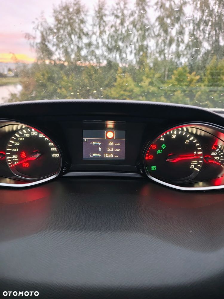 Peugeot 308 - 9