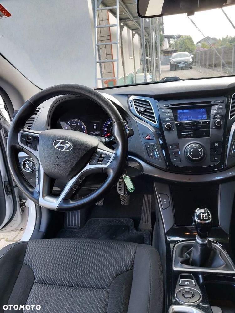 Hyundai i40 Kombi 1.6 Classic - 32