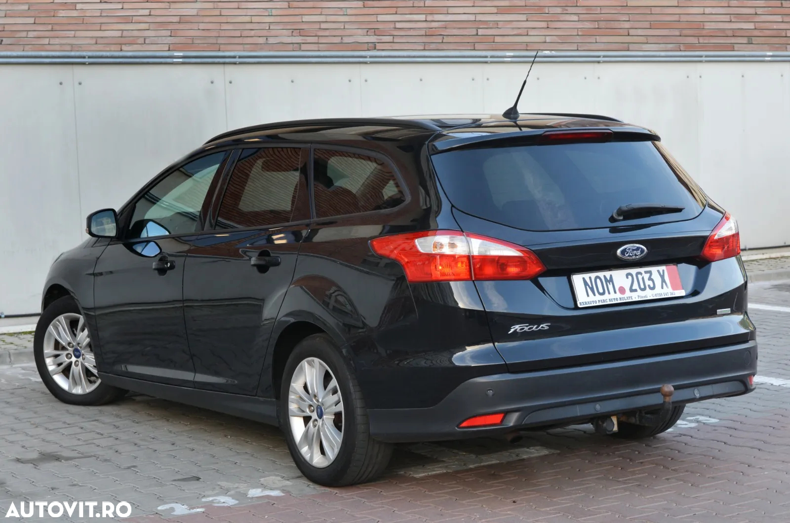 Ford Focus 1.0 EcoBoost Start-Stopp-System TREND - 12