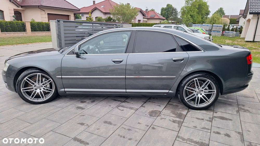 Audi A8 4.2 FSI Quattro - 13