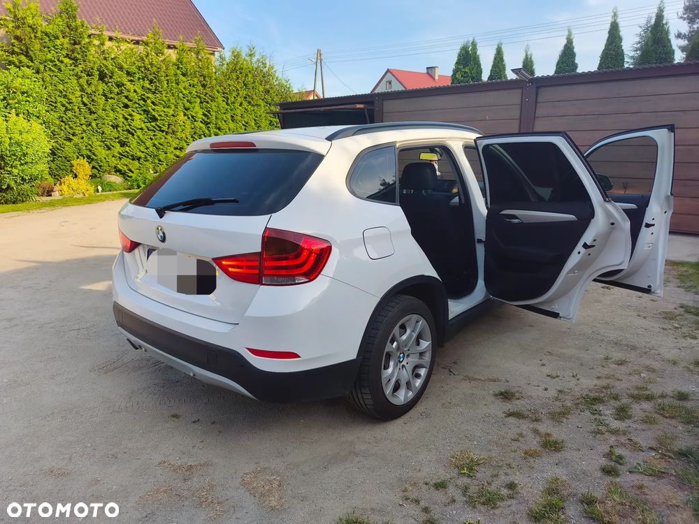 BMW X1 xDrive18d - 26