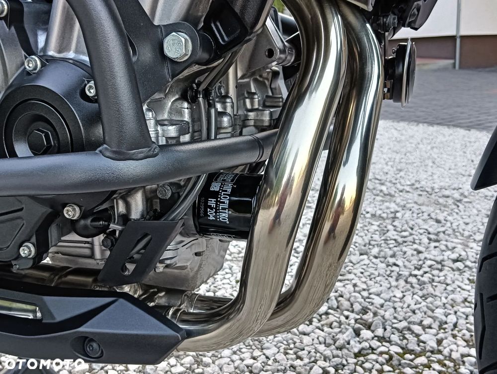 Honda CB - 22